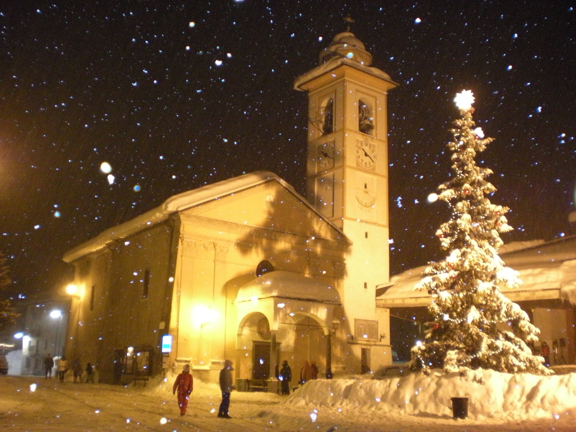 Albero di Natale Chiesa Champoluc